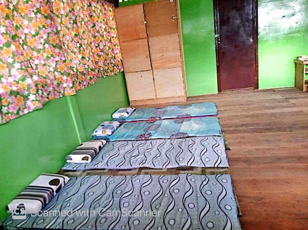 Roca'S Homestay Backpackers Chalet Batuan Экстерьер фото