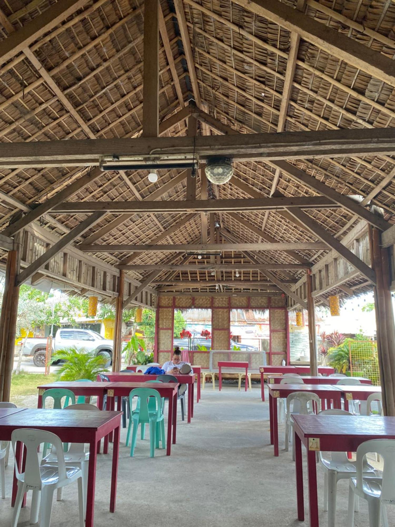 Roca'S Homestay Backpackers Chalet Batuan Экстерьер фото